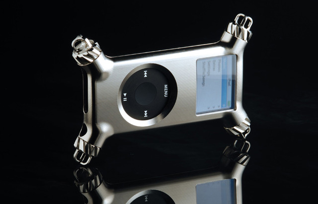 iPod nano装着例（iPod nanoは別売）