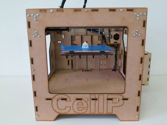 「CellP 3Dプリンター」で製作中