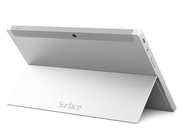 「Surface 2」の背面や側面はシルバー
