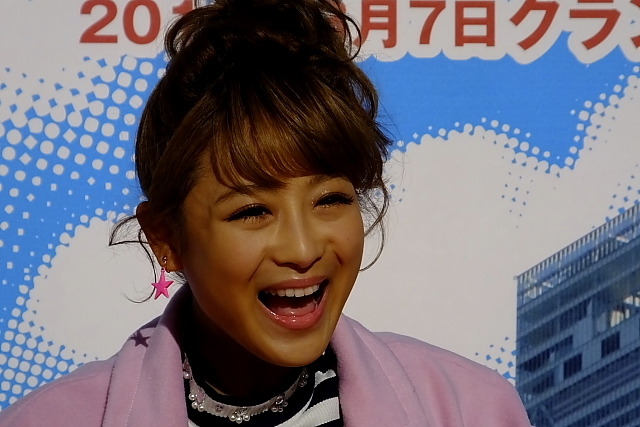 鈴木奈々