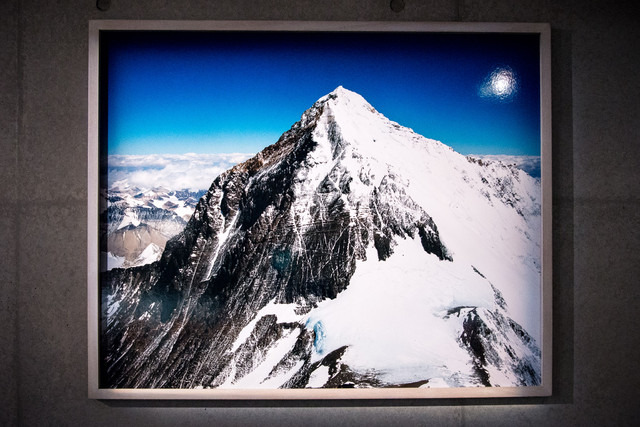 White Mountaineering Flag Shopで開催中の石川直樹写真展「Lhotse」