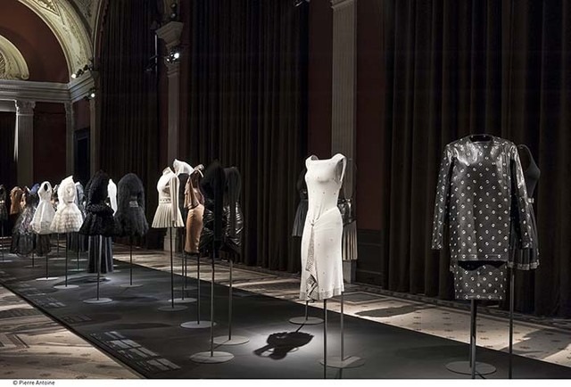 パリのガリエラ服飾美術館で開催中のアライア展