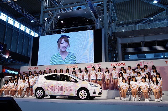 AKB48 高橋みなみ総監督はビデオメッセージで新メンバーを激励。
