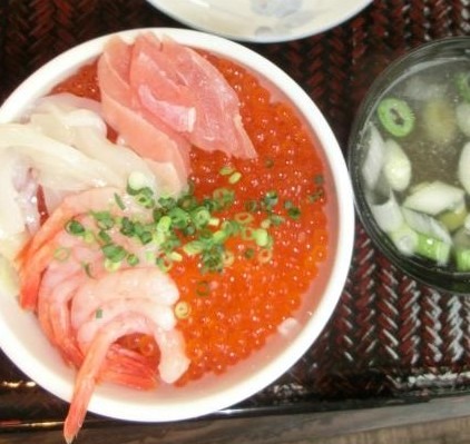 「ラビスタ函館ベイ」で人気の海鮮丼
