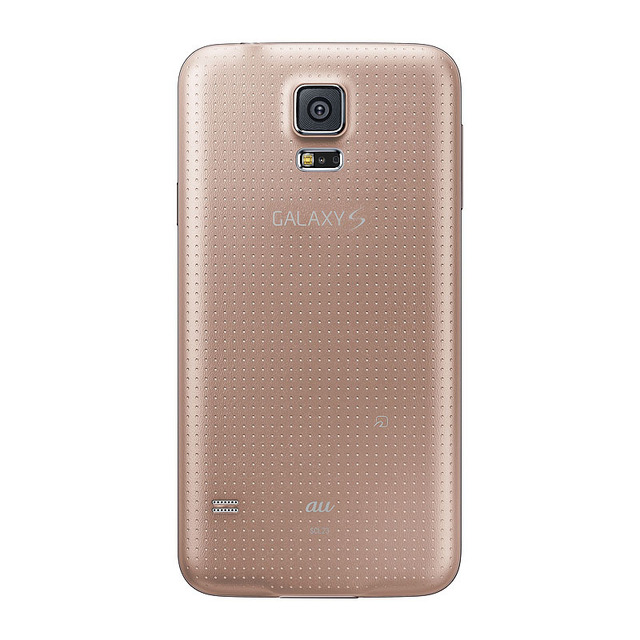 「GALAXY S5 SCL23」ピンクモデル背面