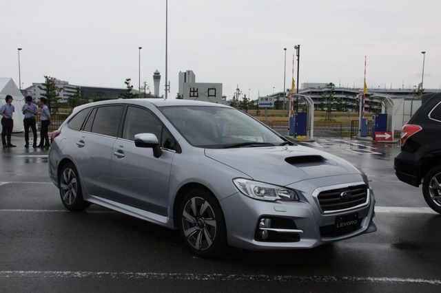 LEVORG DRIVING EXPERIENCE in 中部国際空港