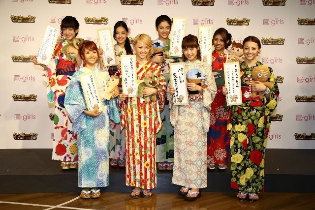 浴衣姿のE-girlsメンバー