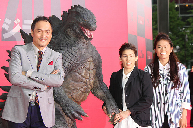 渡辺謙＆吉田沙保里＆澤穂希／『GODZILLA　ゴジラ』ジャパンプレミアレッドカーペット