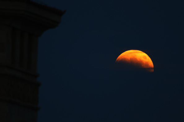 中国で観測された皆既月食（c）Getty Images