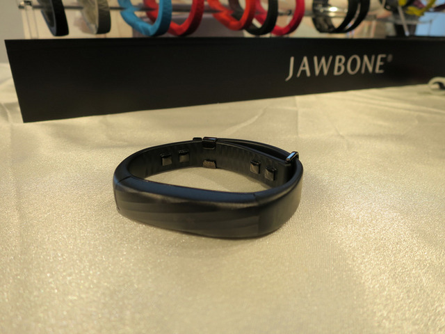 Jawbone『UP3』