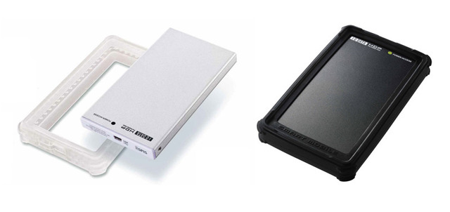 耐衝撃シリコンジャケット採用のポータブルHDD「HDPG-SU」シリーズ（左からホワイト/ブラック）