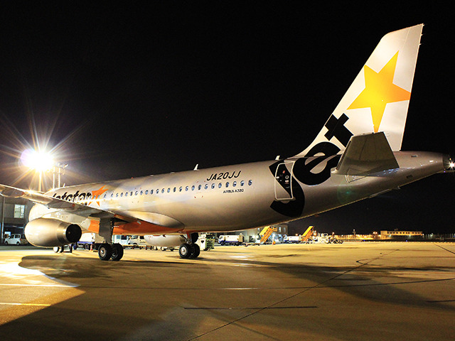 フランスから3日かけて成田に到着したジェットスター・ジャパンA320 20号機（JA20JJ）　（12月19日、成田空港）