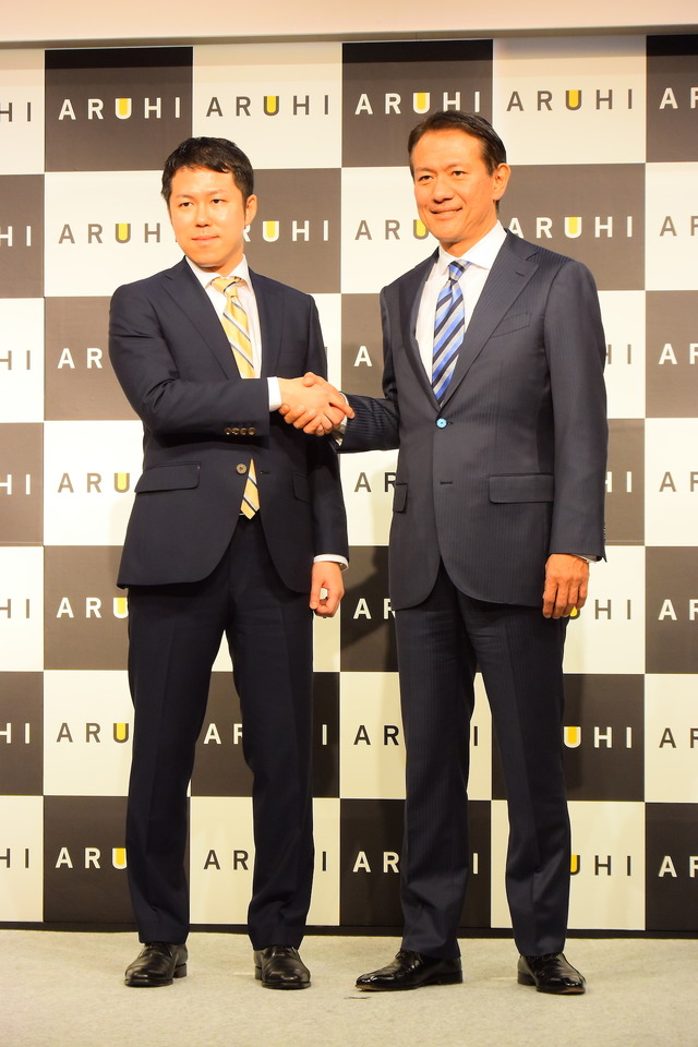 浜田CEO（右）と直海知之COO