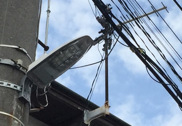 湯河原町では2014年1月からESCO事業により街灯を一斉にLED防犯灯へと切り替えた