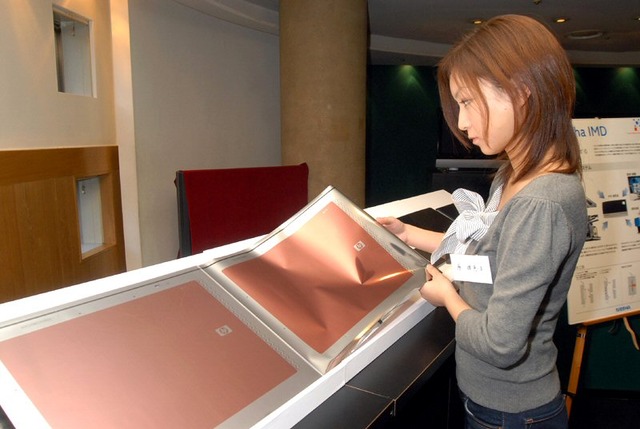 日本写真印刷(NISSHA)の加飾システムを利用した「HP Imprint」