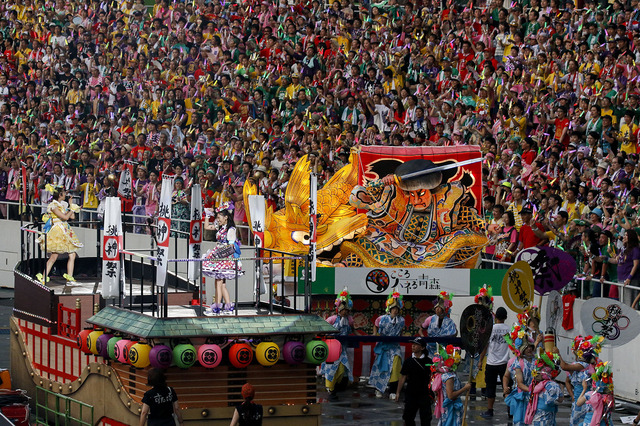 ももいろクローバーZのライブ「桃神祭2015」