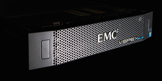 EMCのワンボックス型の「VSPEX BLUE」。HIC分野の新製品として満を持して登場