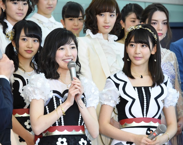 AKB48渡辺麻友、宮脇咲良、向井地美音【写真：竹内みちまろ】