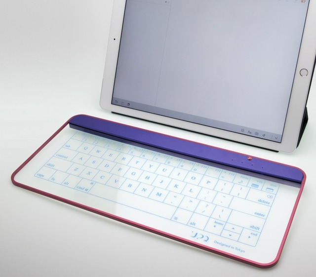 ガラス製タッチキーボードで無線タイプの「Q-gadget KB02」