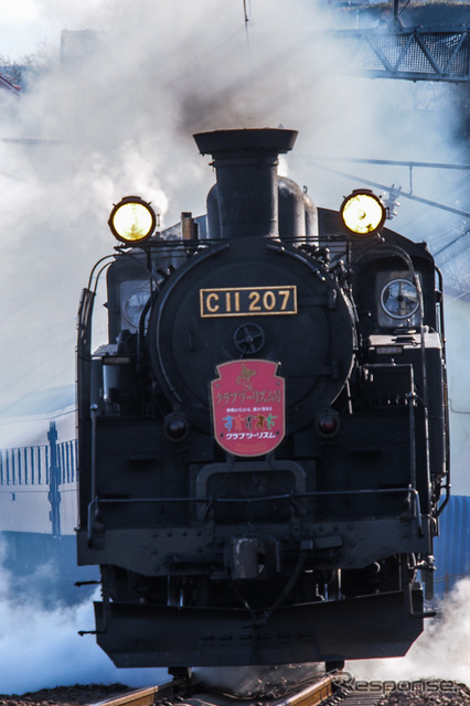 東武鉄道は2017年夏から鬼怒川線で蒸気機関車の運転を行うと発表。写真のC11 207をJR北海道から借り受けるほか、JR各社からSL列車の運転に必要な客車などを譲り受ける。