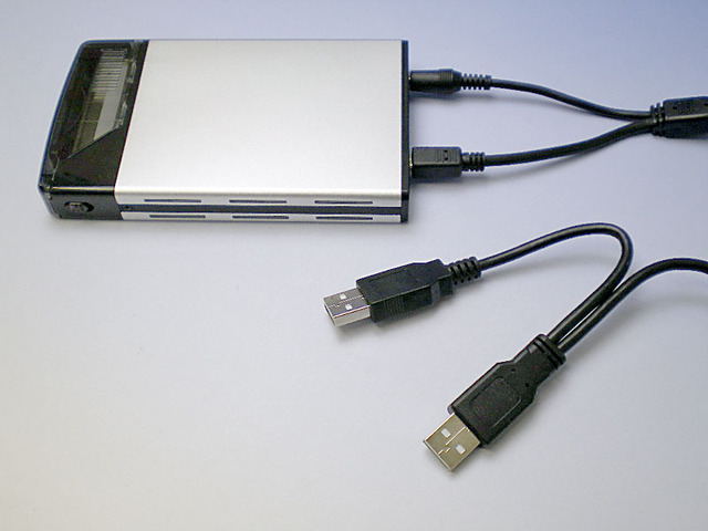 USBケーブル端子部分