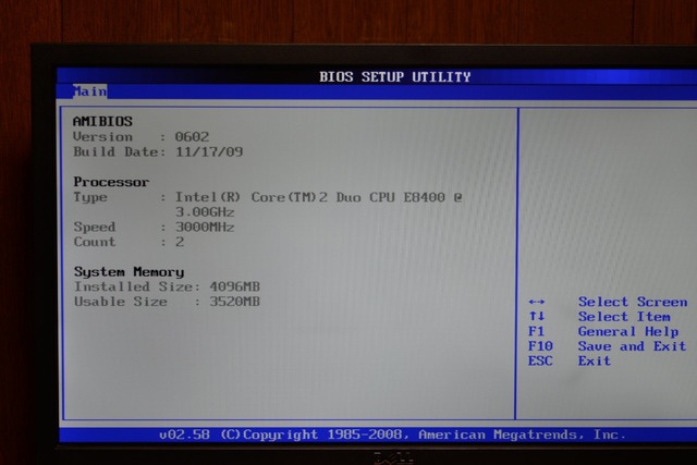 パソコンがCore2Duo E8400 3.0GHzをちゃんと認識している