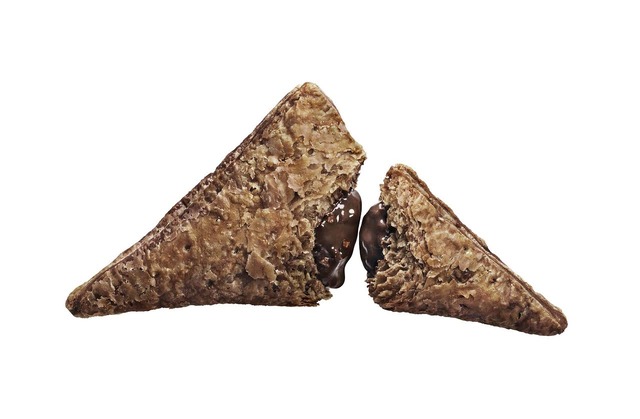 マクドナルド、チョコ増量の『三角チョコパイ 黒』とホワイトチョコ『三角チョコパイ 白』
