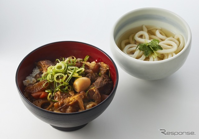 牛すじちゃんこ丼（ミニうどん付）