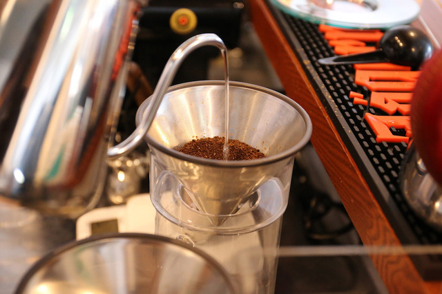 スタッフとともに味わいを追及したコーヒーは、「もともとコーヒーマニアだった」という下田氏自慢の味