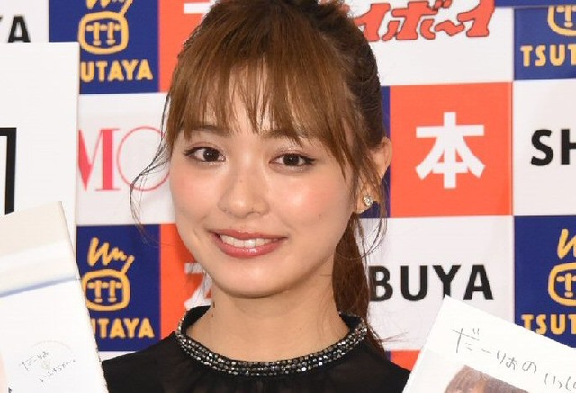 内田理央、ストッキング越しの“美ヒップ”に絶賛の嵐