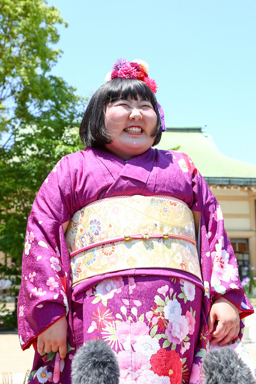 酒井藍が初の吉本新喜劇