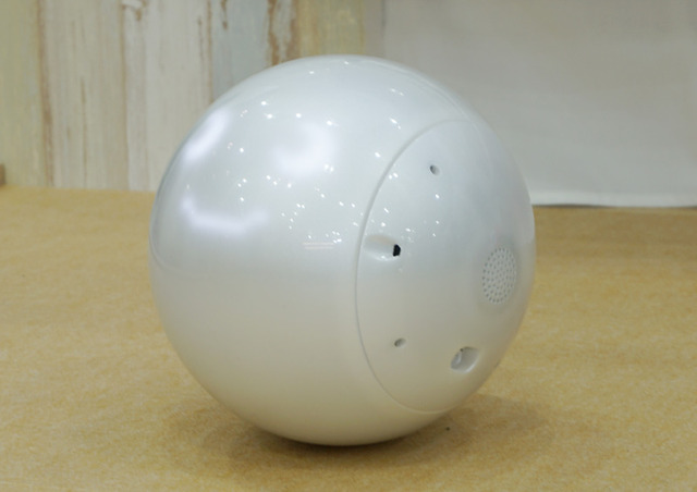 パナソニックがCEATECに展示する幼児向けソーシャルロボット「cocotto」