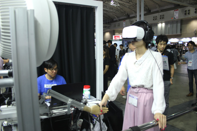 【デジモノ企業突撃レポ】大好きなゲームにハマる！東京ゲームショウで体験したイケメンキャラゲームと最新VR