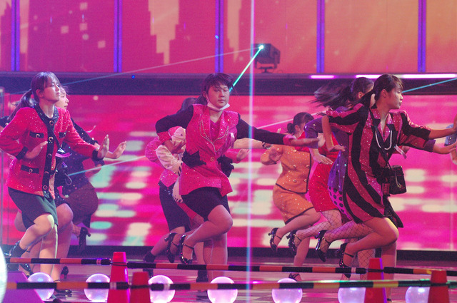 【NHK紅白歌合戦】郷ひろみ、登美丘高校ダンス部との紅白ステージは「OK!バブリー!GOGOGOー!」