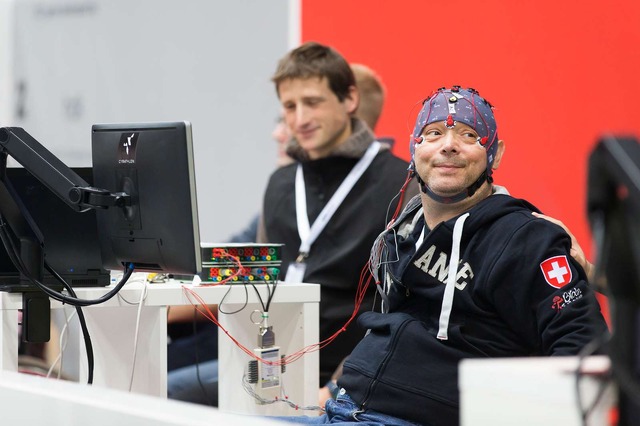 脳コンピュータ・インターフェース・レース（Brain Computer Interface Race）の模様。（c）ETH Zurich / Nicola Pitaro