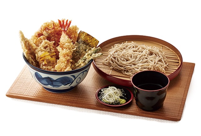 天丼てんや、「初夏の海鮮天丼」「チーズチキン南蛮天丼」を新発売