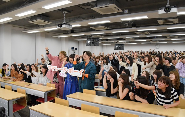 映画「ママレード・ボーイ」の「公開直前！女子大イベント」【写真：竹内みちまろ】