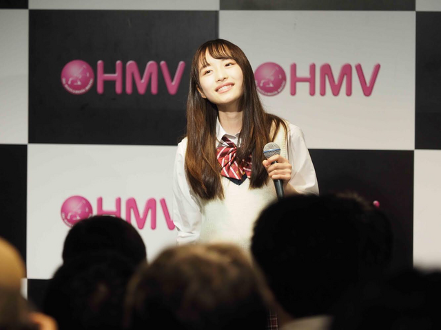 美少女現役女子高生・内田珠鈴がプレデビューシングル「まだ半分くらいしか信じられない」
