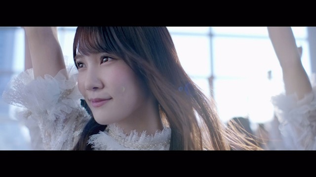 けやき坂46、新曲「ハッピーオーラ」MV公開！メンバーが妖精に