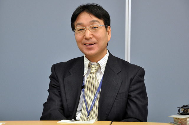 藤本勉氏