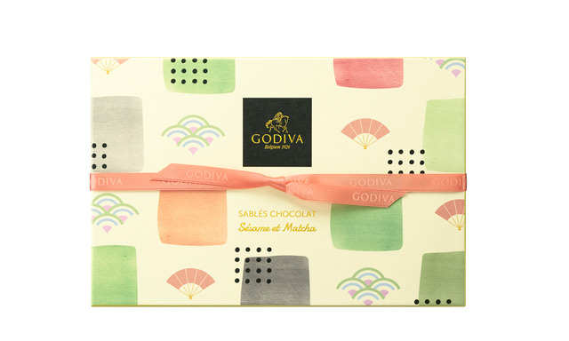 ゴディバ、洗練デザインの折り畳み傘付き母の日セット発売