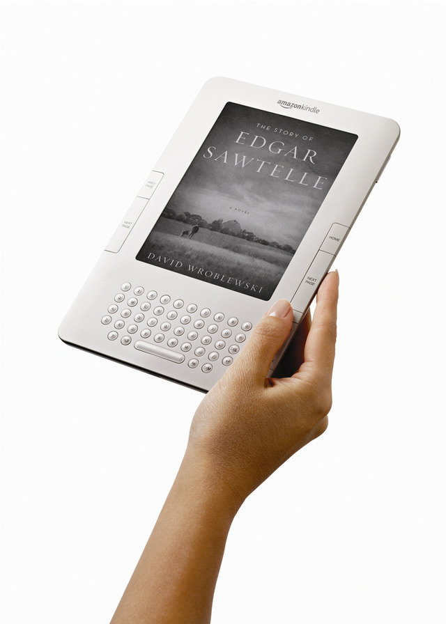 無線LANによるコンテンツ配信に対応した電子ブックリーダー「Kindle 2」