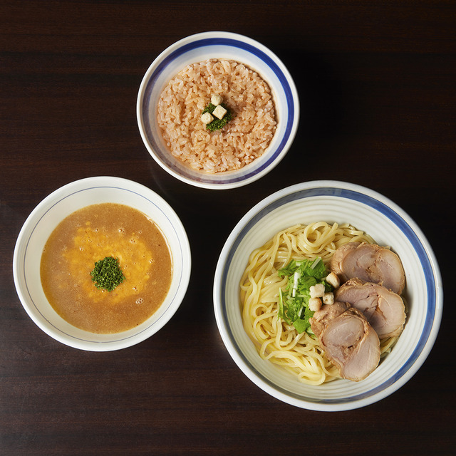 東京駅 斑鳩うにソースつけ麺 〆の海老のビスク・リゾットつき
