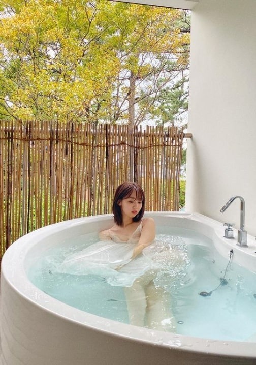 写真は江野沢愛美の公式Instagramから（※写真は所属事務所より掲載許諾をいただいております）