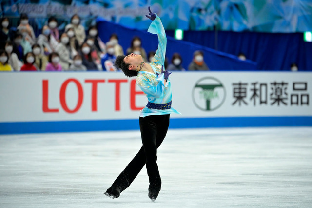 羽生結弦 (Photo by Koki Nagahama - International Skating Union/International Skating Union via Getty Images)
