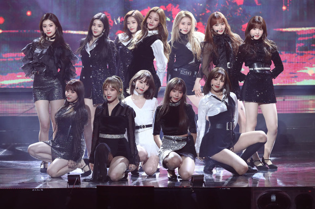 IZ*ONE(Photo by Chung Sung-Jun/Getty Images)