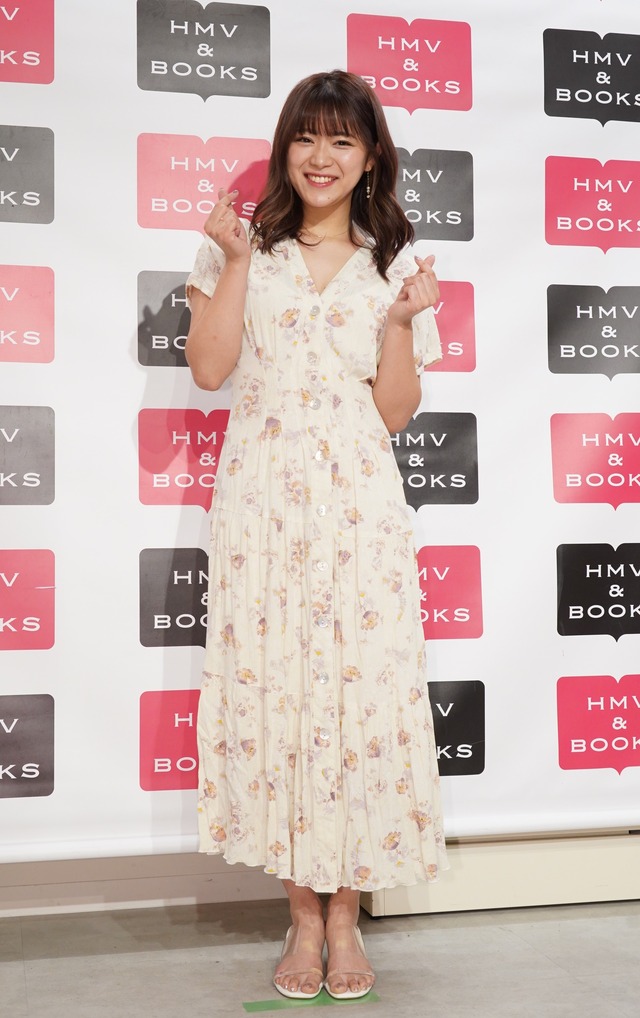 山内鈴蘭【写真：竹内みちまろ】