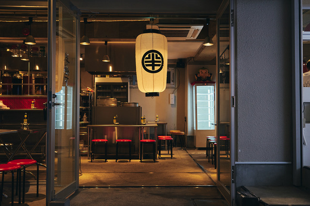 渋谷の食とカルチャーが体感できる新店「渋谷 半地下酒場」オープン