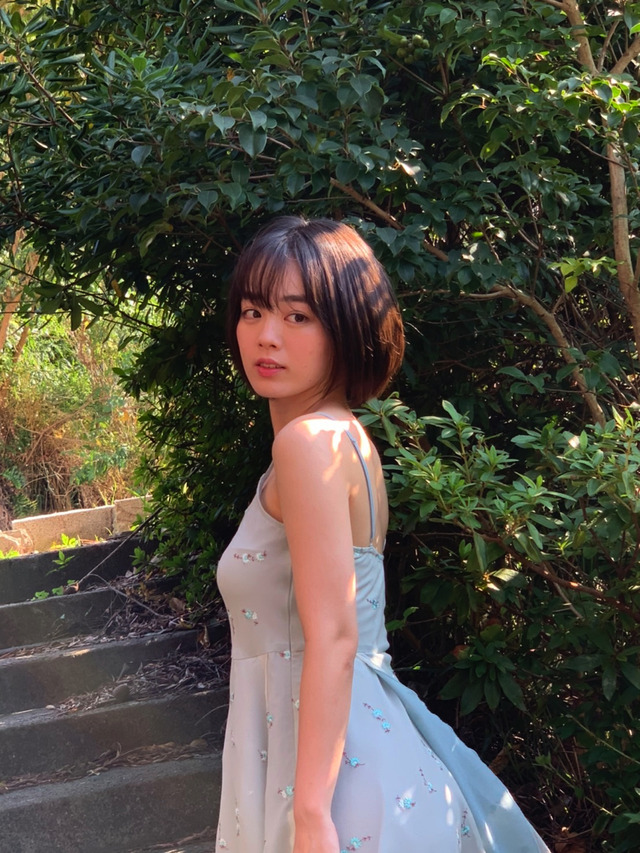 伊原六花、最新写真集裏話や掲載予定カット・未公開写真を公開