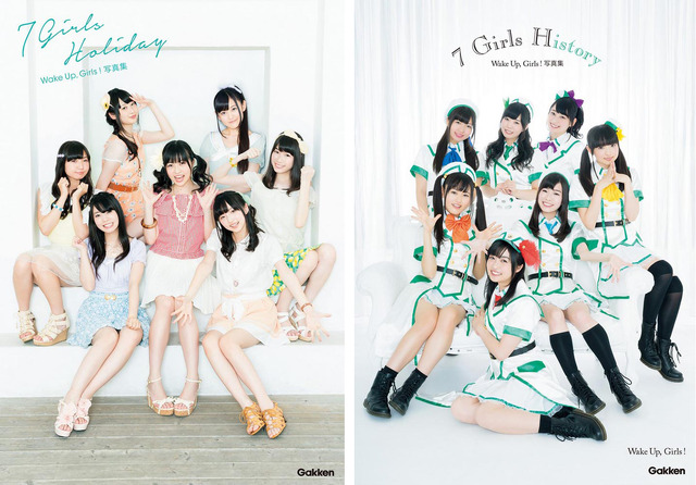 左から）Wake Up, Girls！1st写真集『7 Girls Holiday』、2nd写真集『7 Girls History』　（c）学研プラス